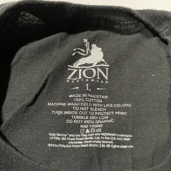 Zion Rootswear Bob Marley 1945 Black Red Yellow Green T-Shirt Short Sleeve - L - Picture 3 of 3